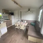 Paradis L'ile De Kernodet 营地