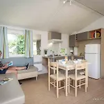 Paradis L'ile De Kernodet مكان تخييم